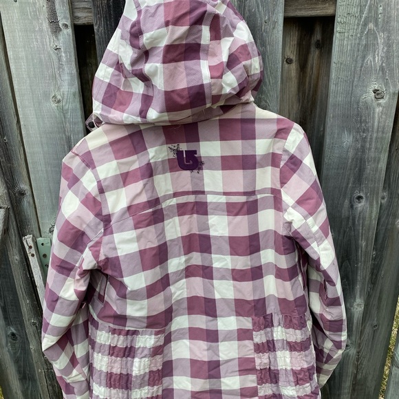Burton ski/snow jacket - Picture 2 of 8